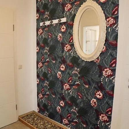 Urlaubsfreude Biedermann Haus Blumenglueck - Rose * סבניץ